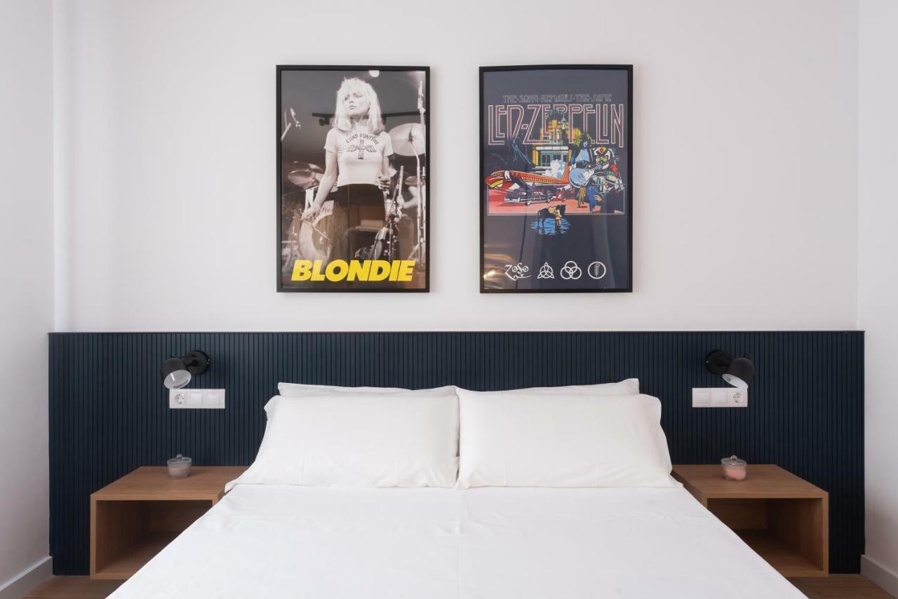 Apartament Petit Luxe L'Atic Terrassa Zewnętrze zdjęcie